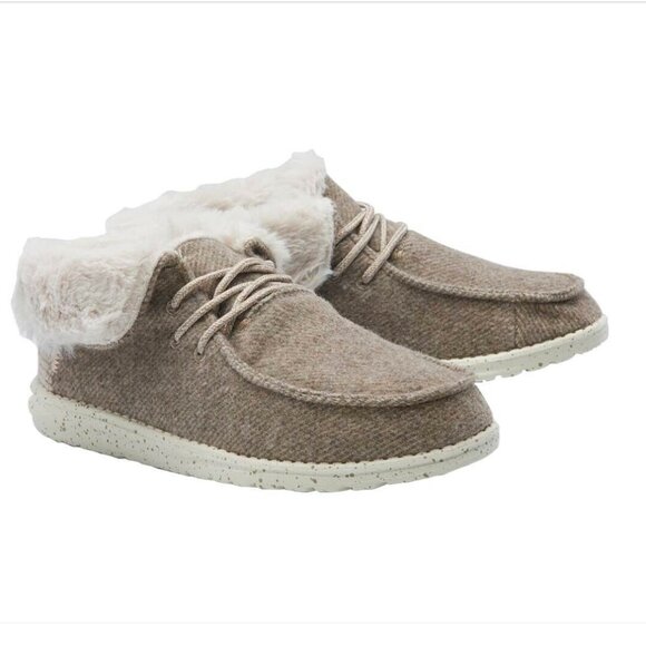 EUC Hey Dude Women's 9 Britt Nut Speckled Fur Lightweight Sneaker - Picture 1 of 13